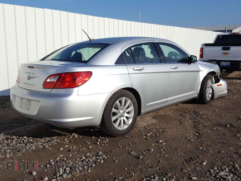 2010 Chrysler SEBRING (VIN 1C3CC5FB0AN110730) — фото 4 из 10
