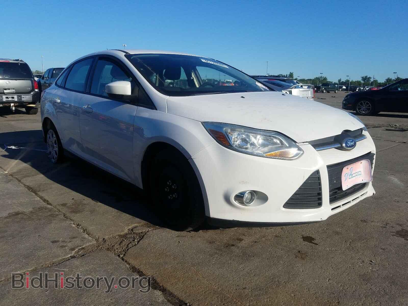 Photo 1FAHP3F23CL181449 - FORD FOCUS 2012