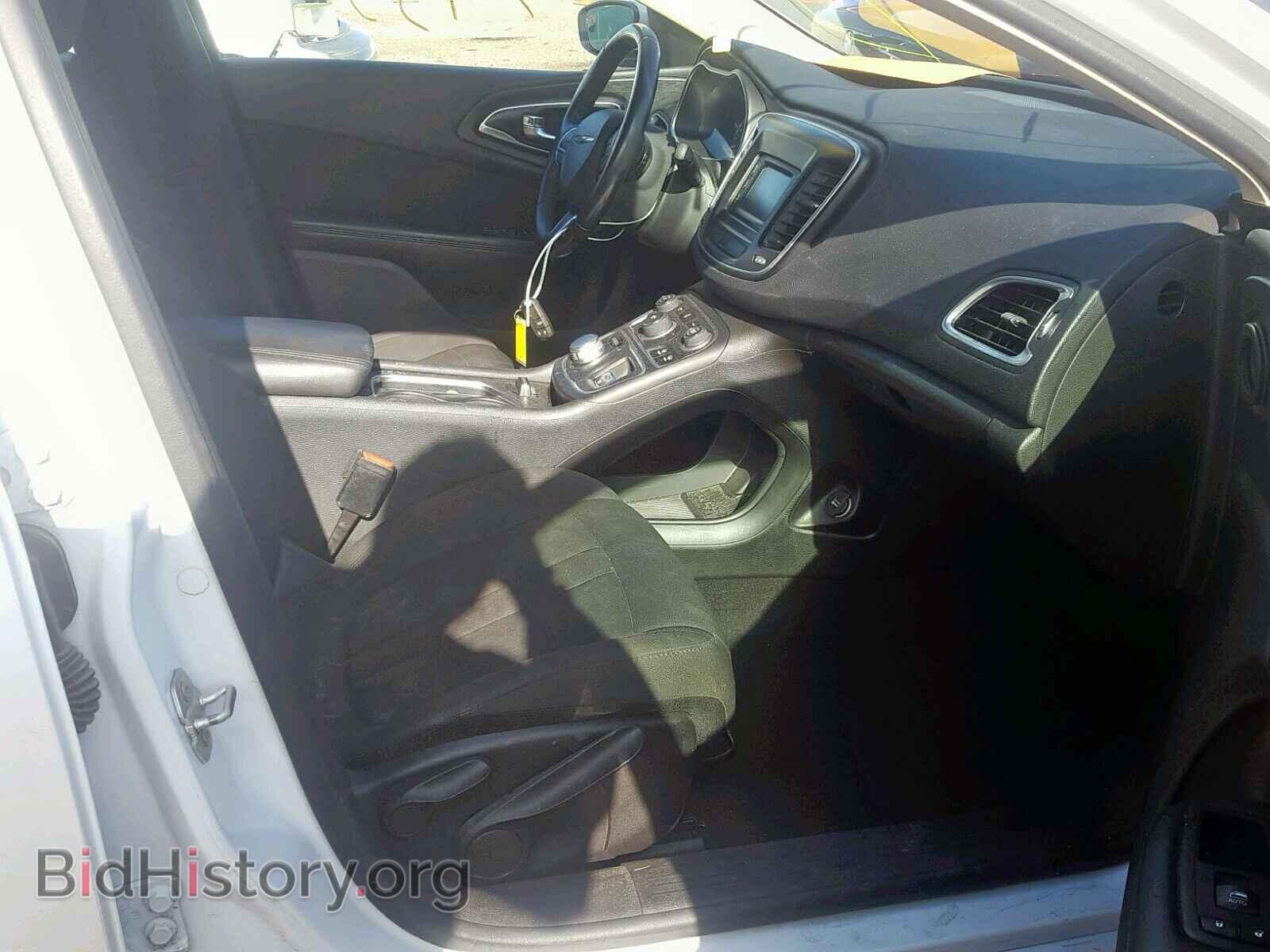 2016 CHRYSLER 200 - VIN: 1C3CCCAB1GN111079 - Photo 5