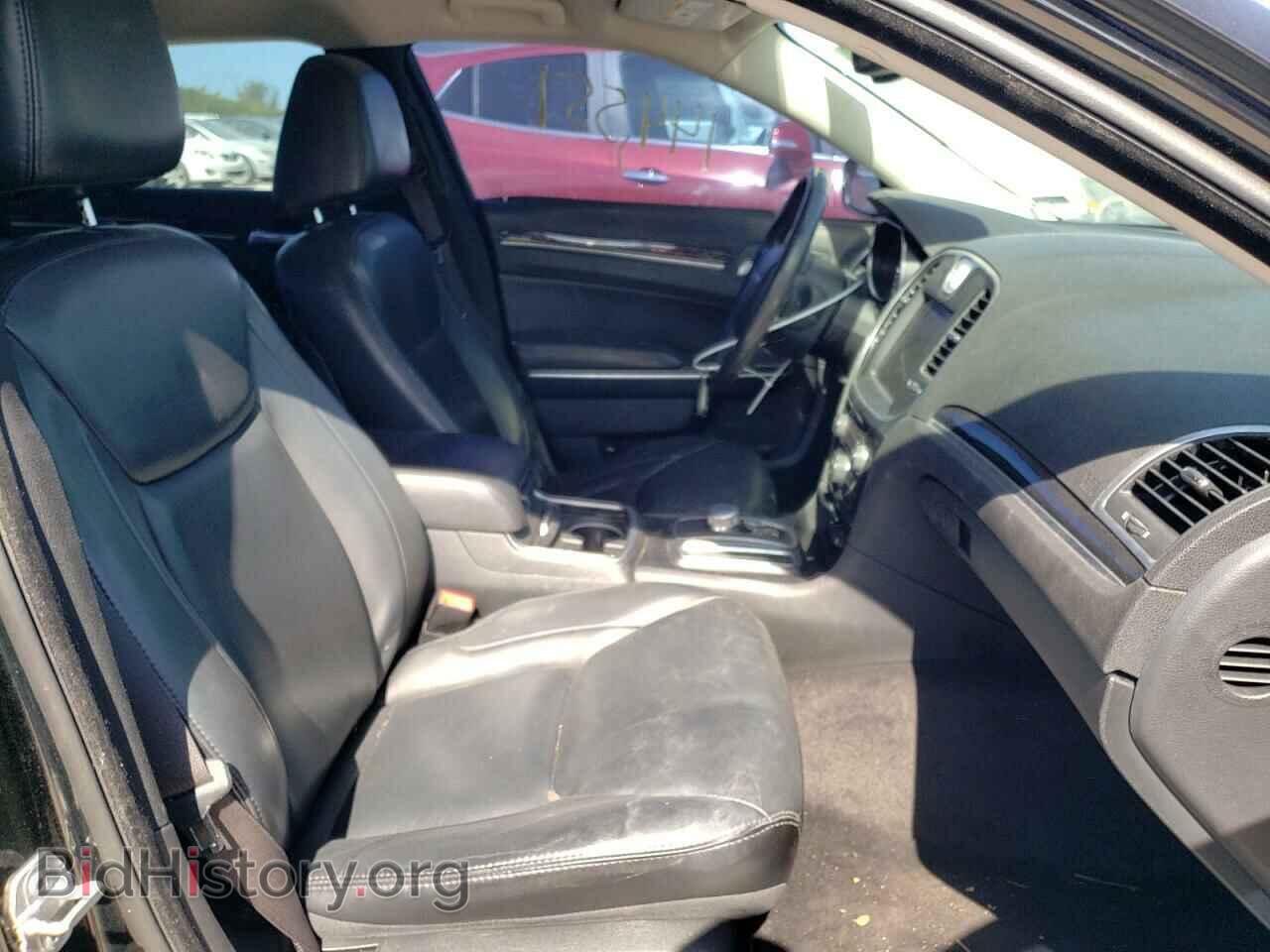 2016 CHRYSLER 300 - VIN: 2C3CCAAG2GH161577 - Фото 5