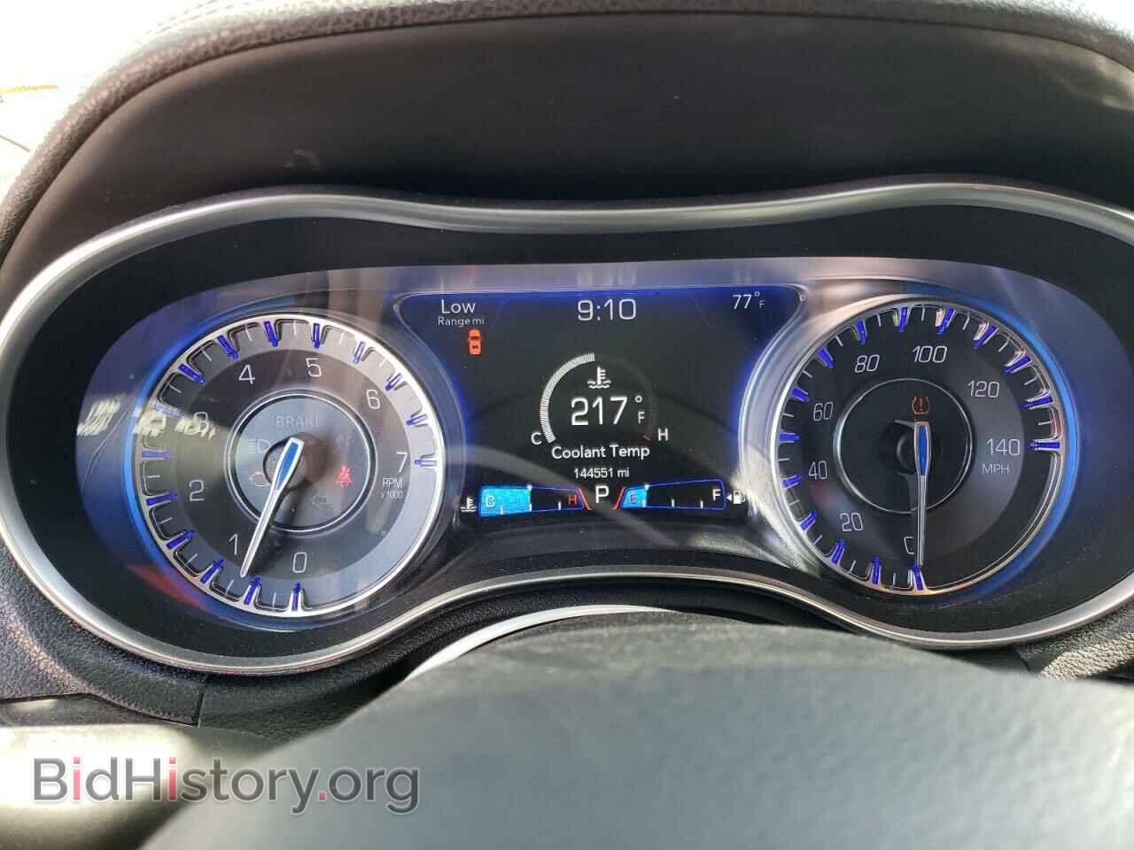 2016 CHRYSLER 300 - VIN: 2C3CCAAG2GH161577 - Фото 8