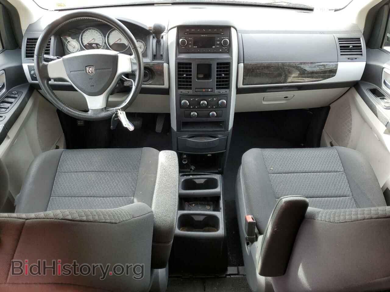 2010 DODGE CARAVAN - VIN: 2D4RN5D10AR459869 - Фото 8