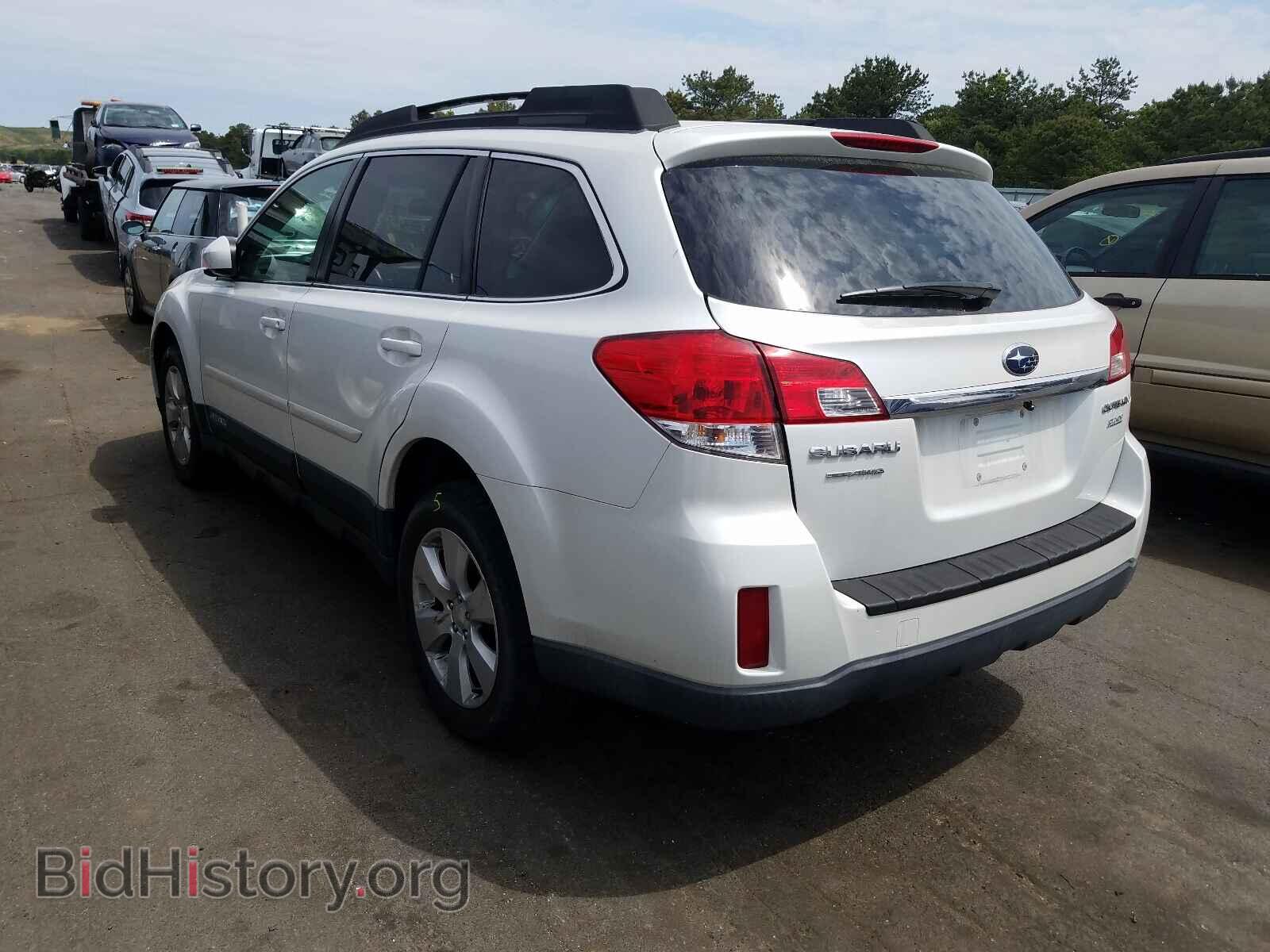 2011 SUBARU OUTBACK - VIN: 4S4BRBCC4B3433852 - Photo 3