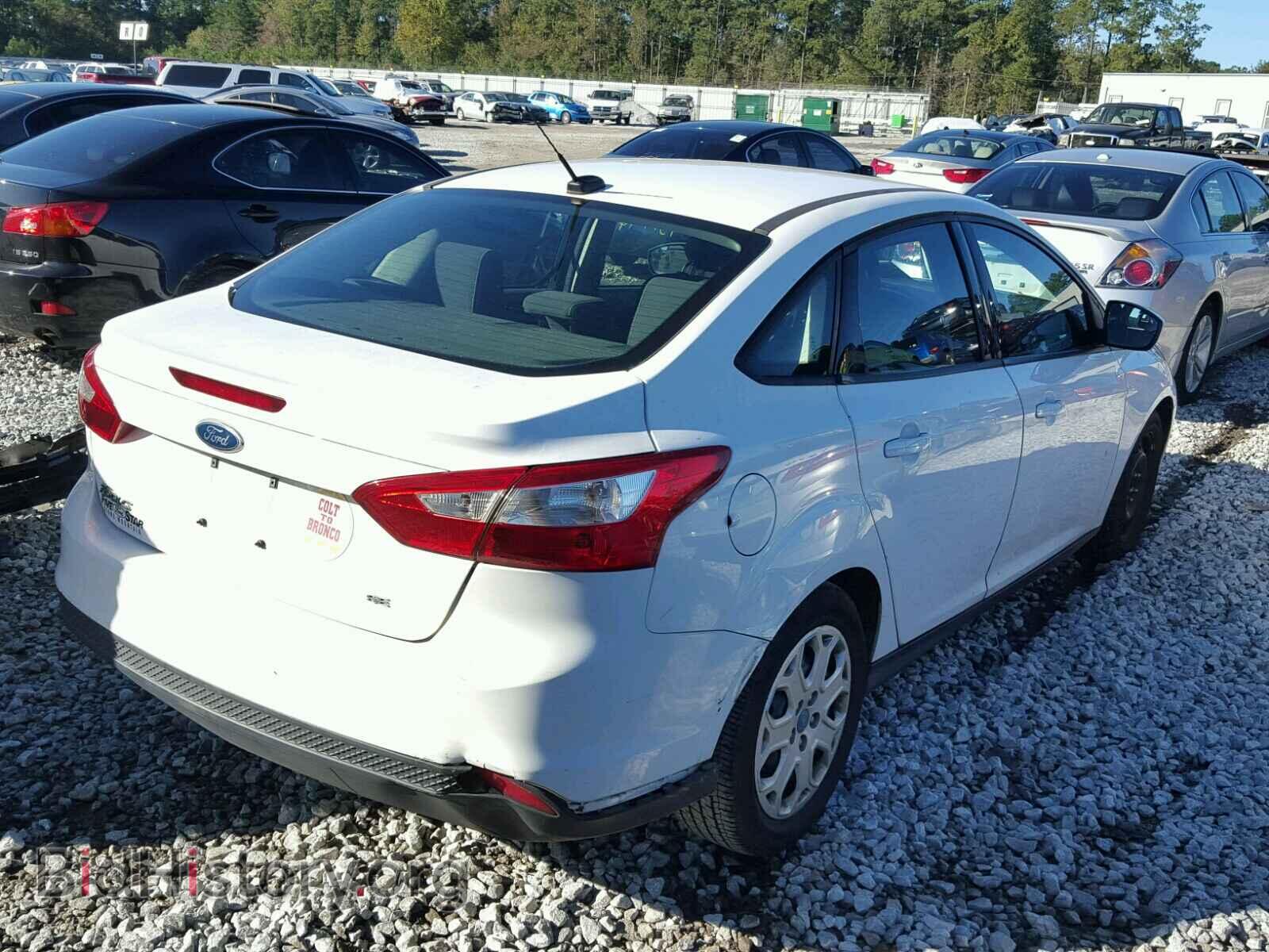 2012 FORD FOCUS - VIN: 1FAHP3F27CL106706 - Photo 4