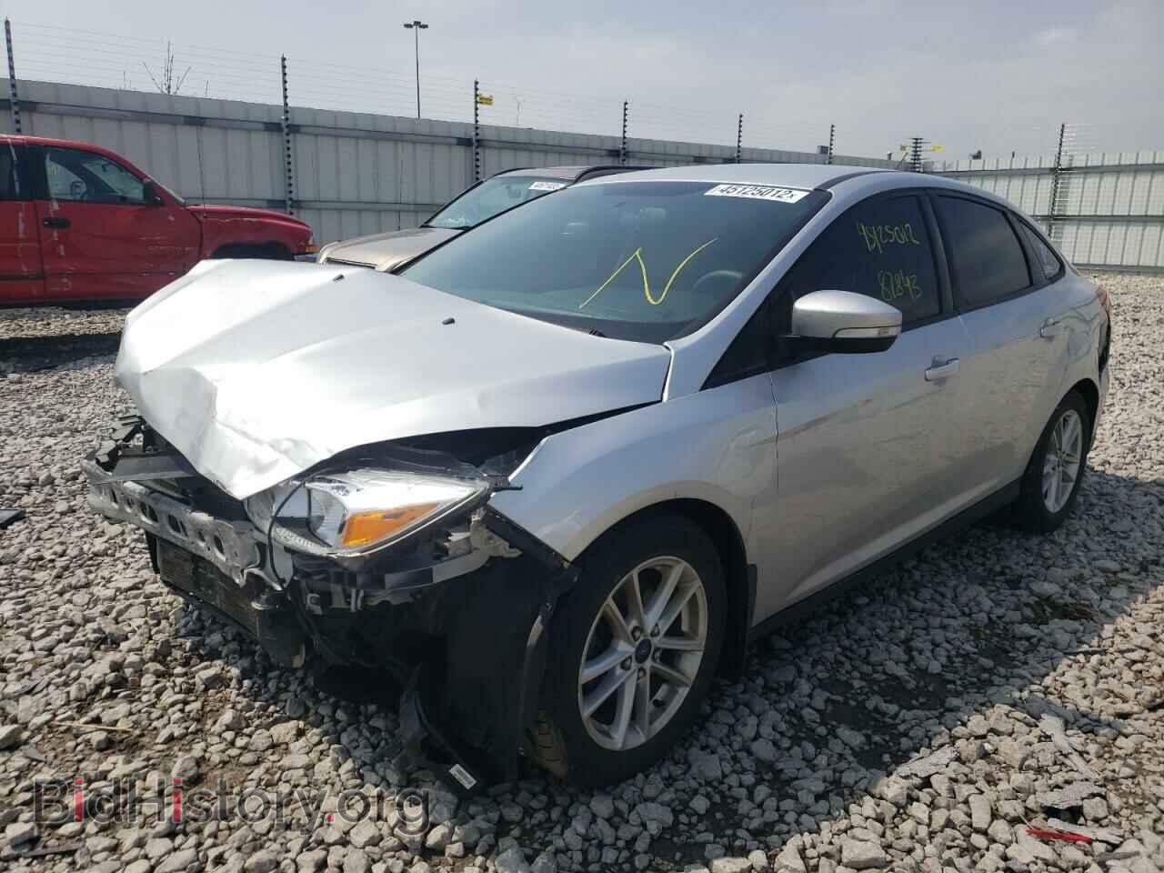 2016 FORD FOCUS - VIN: 1FADP3F2XGL241828 - Фото 2
