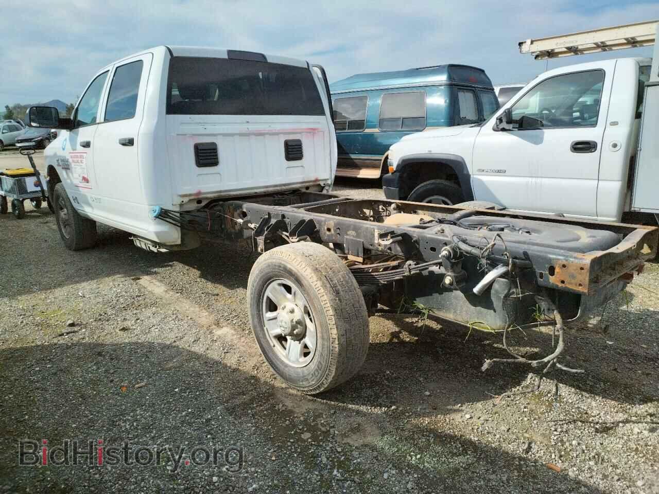 2015 RAM 3500 - VIN: 3C7WR9CL9FG672060 - Фото 2