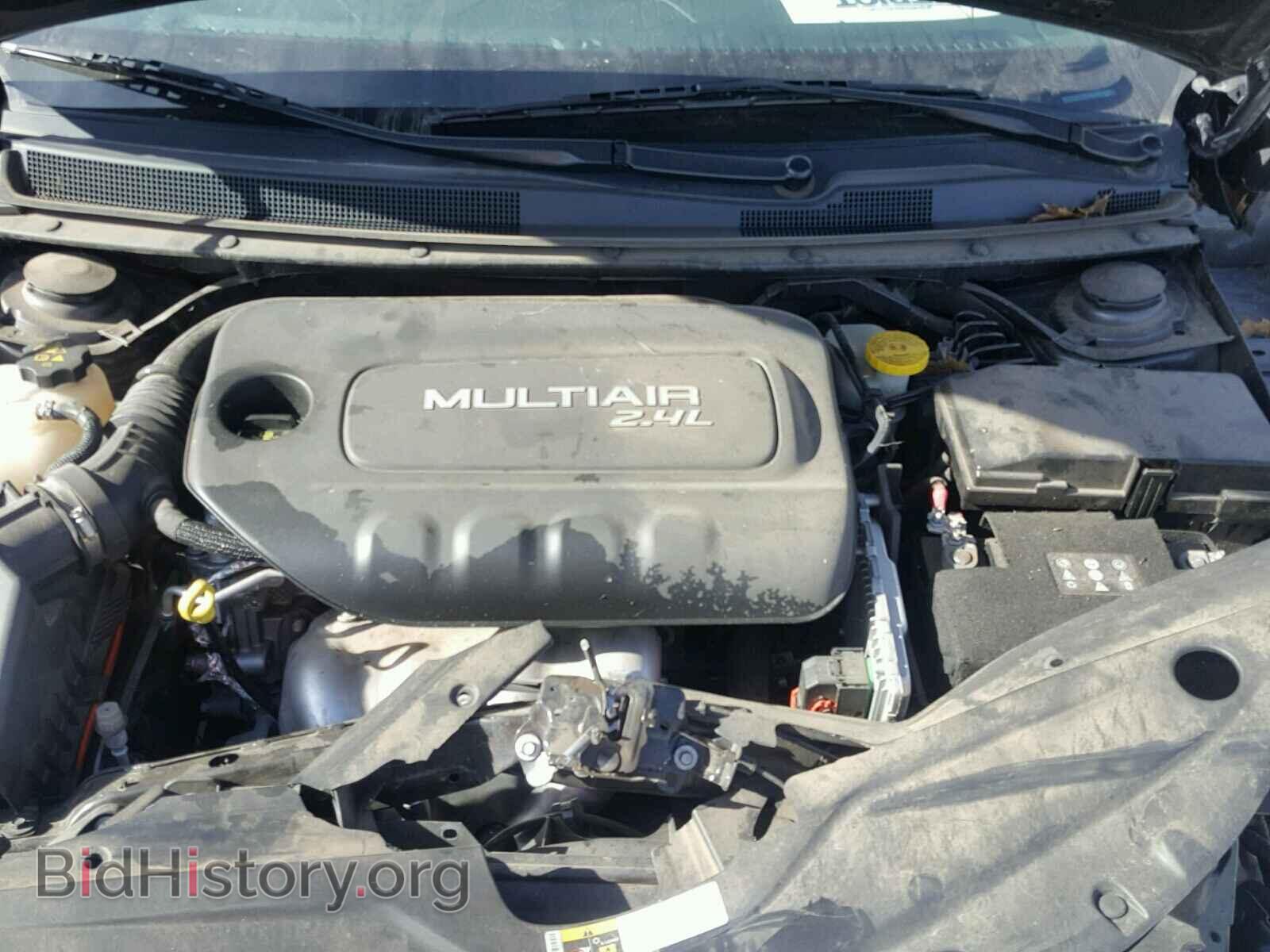 2016 CHRYSLER 200 - VIN: 1C3CCCAB0GN154151 - Фото 7