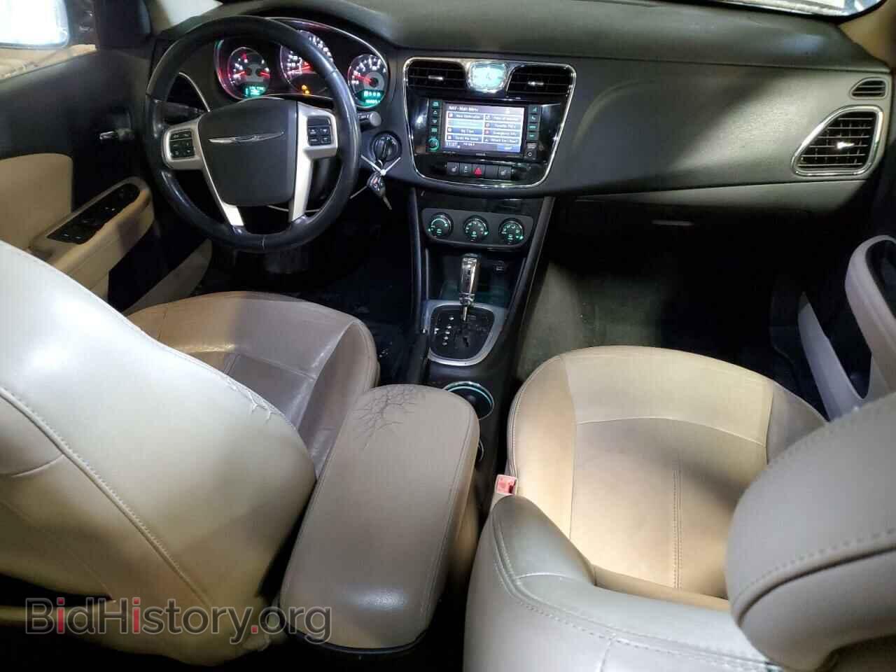 2012 CHRYSLER 200 - VIN: 1C3CCBCG3CN304007 - Фото 8