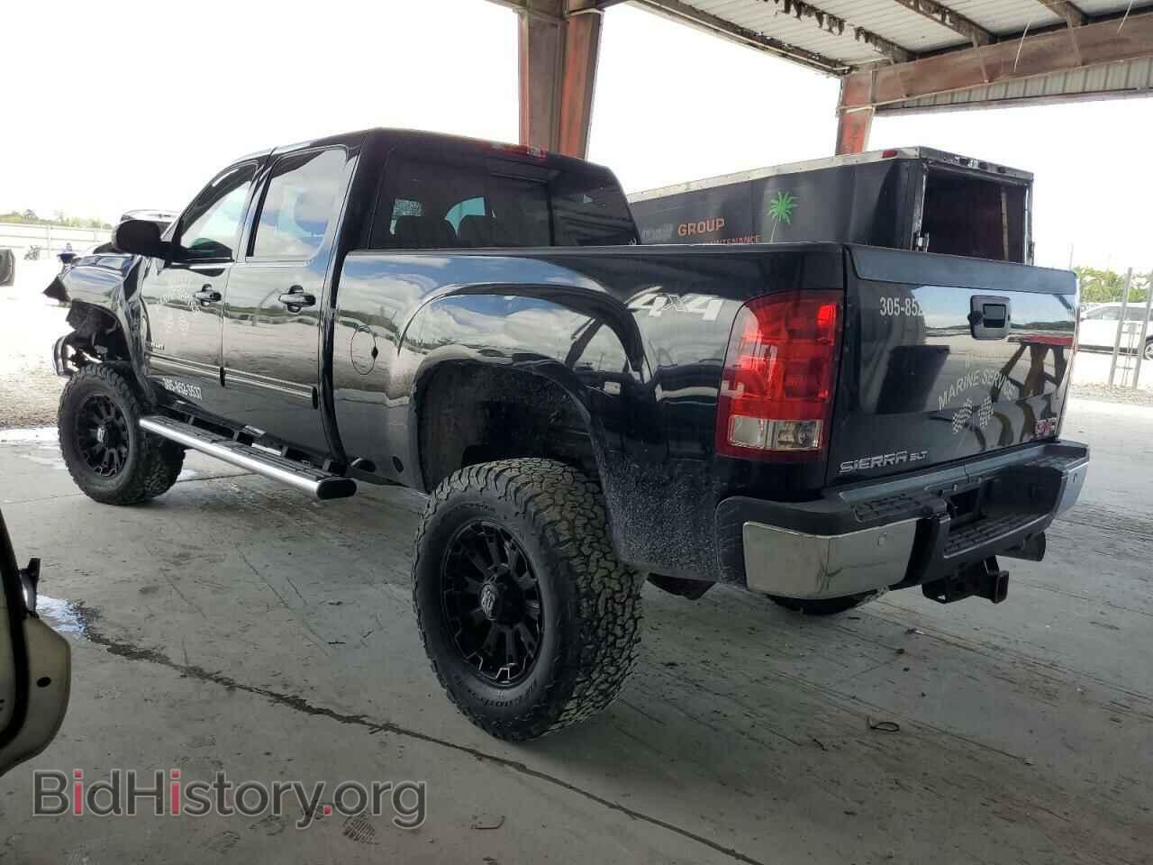 2011 GMC SIERRA - VIN: 1GT121C83BF106318 - Фото 2