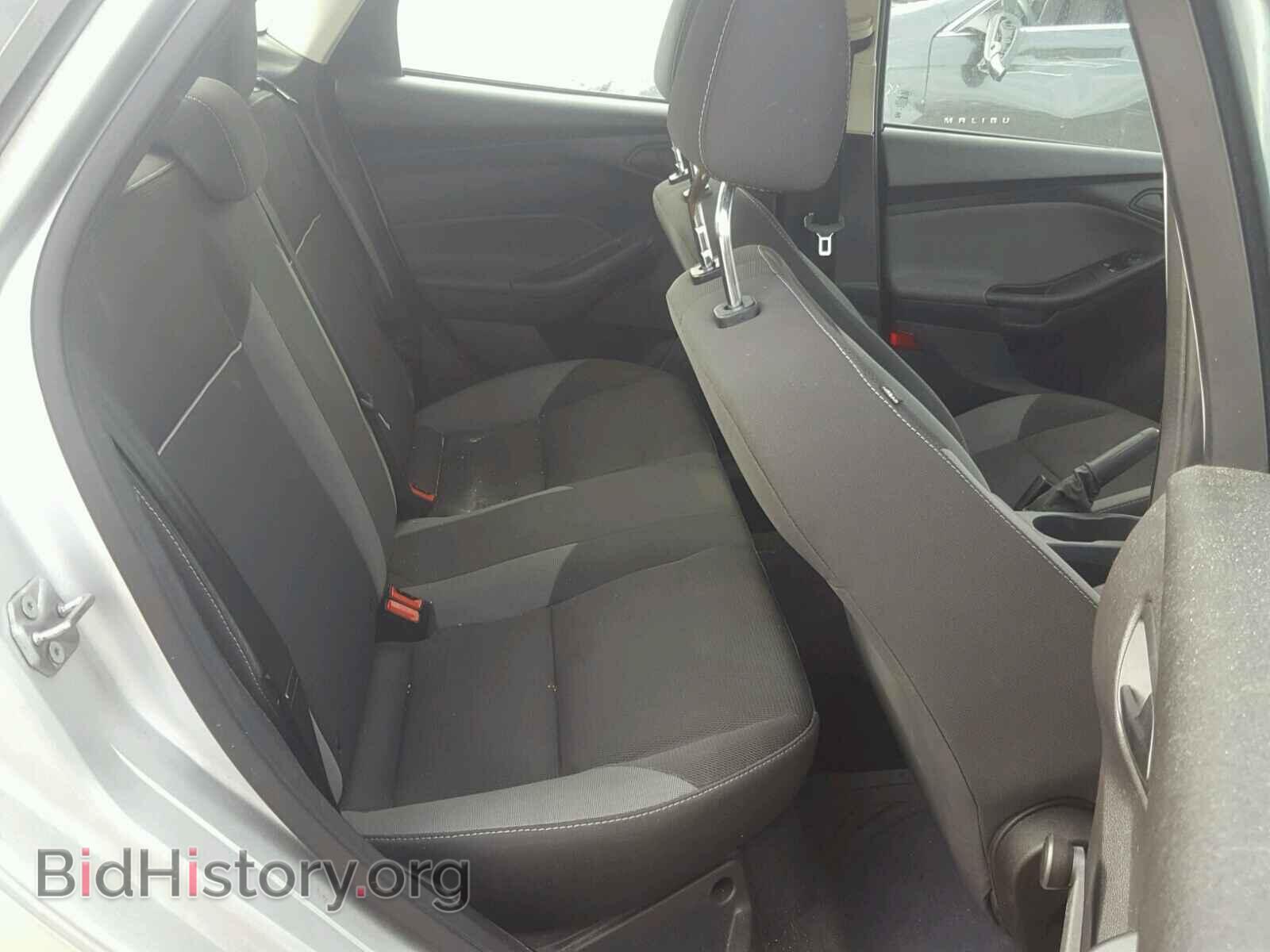 2012 Ford FOCUS (VIN 1FAHP3E27CL377685) — фото 6 из 10