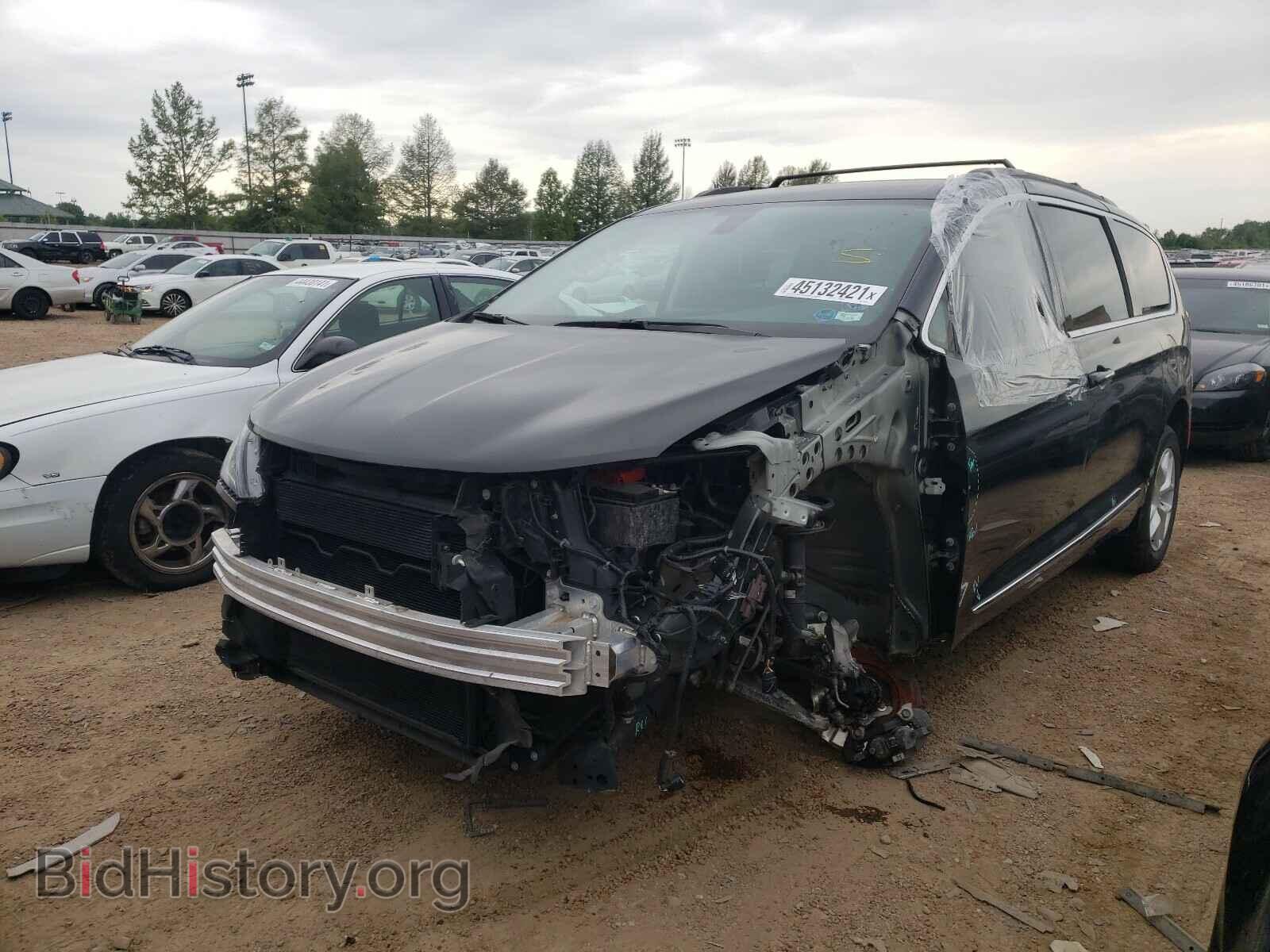 2017 CHRYSLER PACIFICA - VIN: 2C4RC1BG4HR759301 - Photo 2