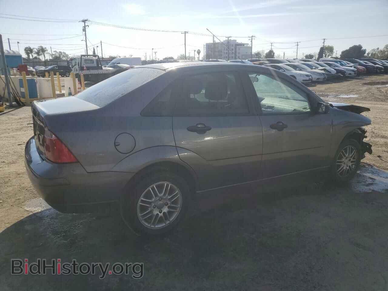 2007 FORD FOCUS - VIN: 1FAFP34N37W155569 - Фото 3