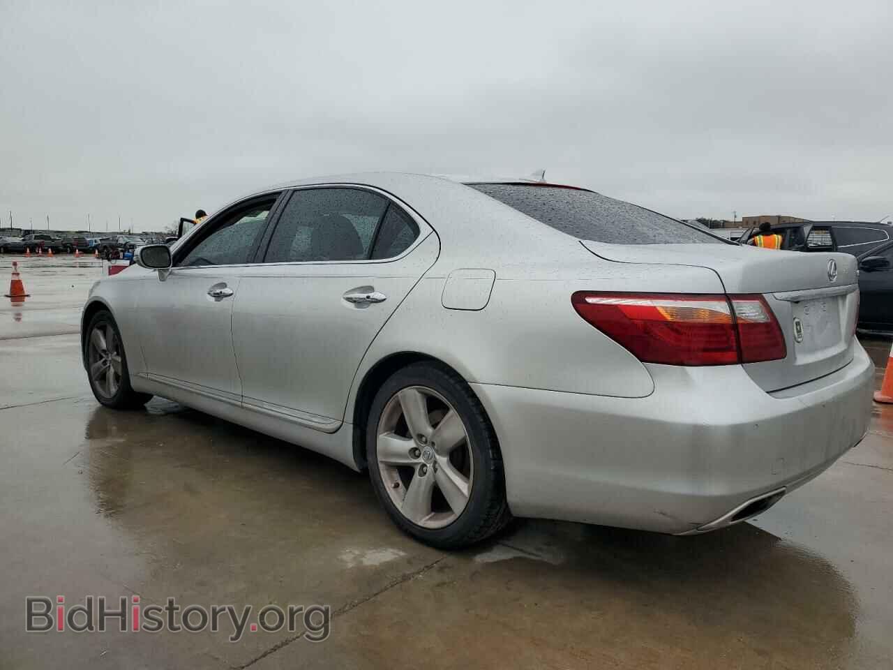 2011 LEXUS LS460 - VIN: JTHGL5EF8B5044574 - Photo 2