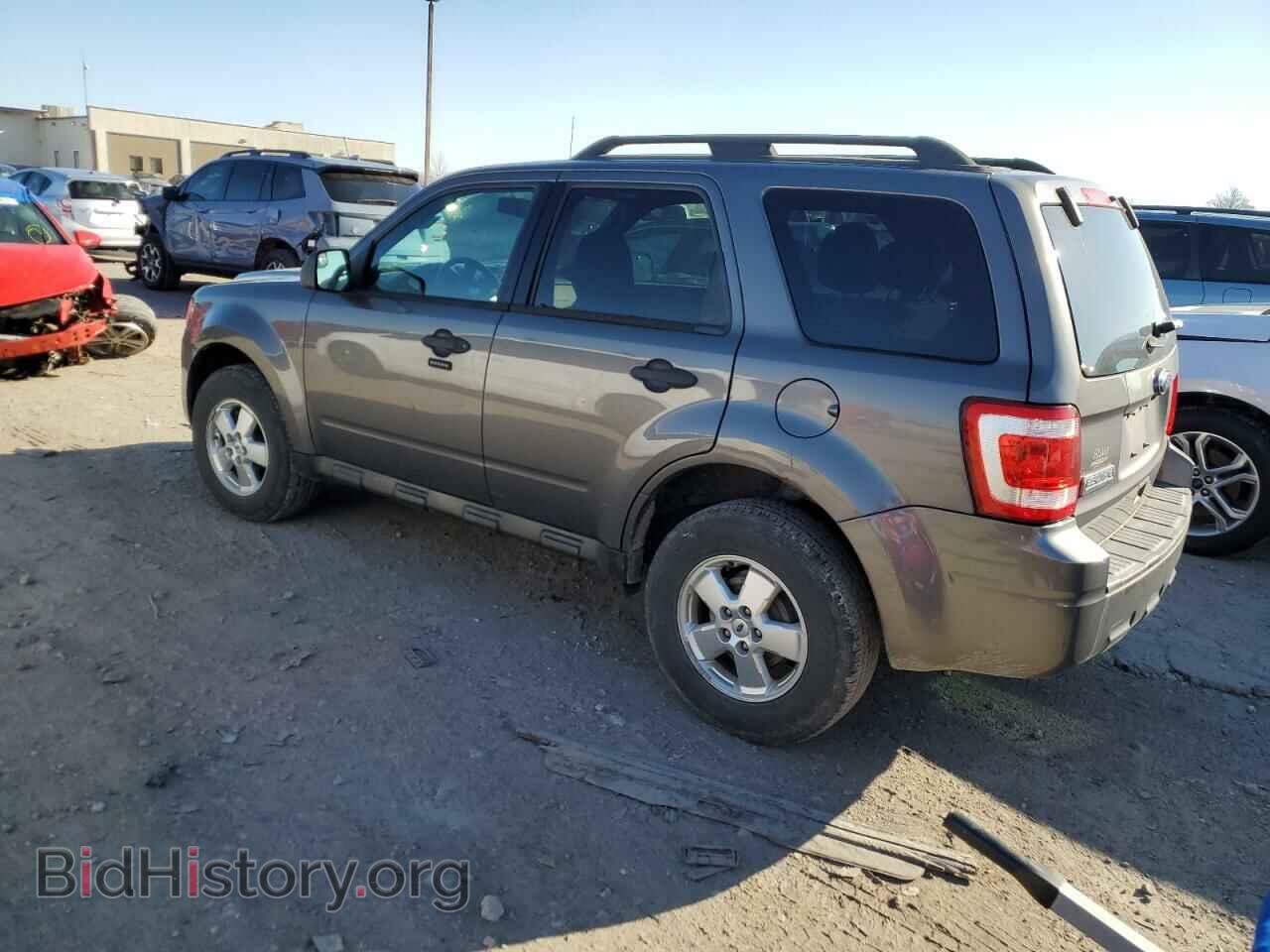 2011 FORD ESCAPE - VIN: 1FMCU0D72BKC62355 - Фото 2