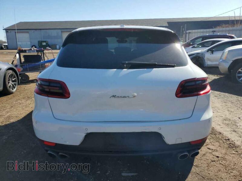 2017 Porsche MACAN (VIN WP1AB2A59HLB12311) — photo 6 of 13