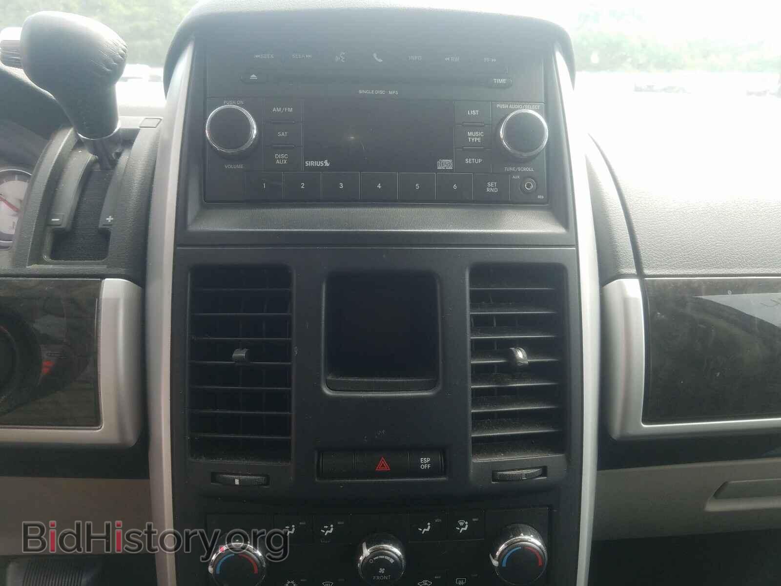 2010 DODGE CARAVAN - VIN: 2D4RN5D10AR462092 - Фото 9