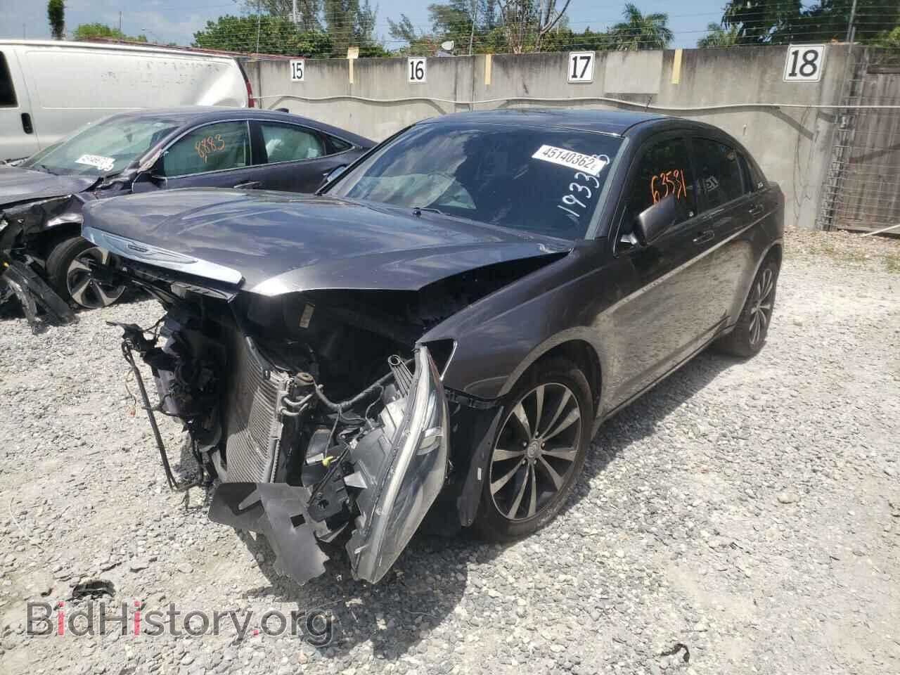 2014 CHRYSLER 200 - VIN: 1C3CCBBG9EN193323 - Фото 2