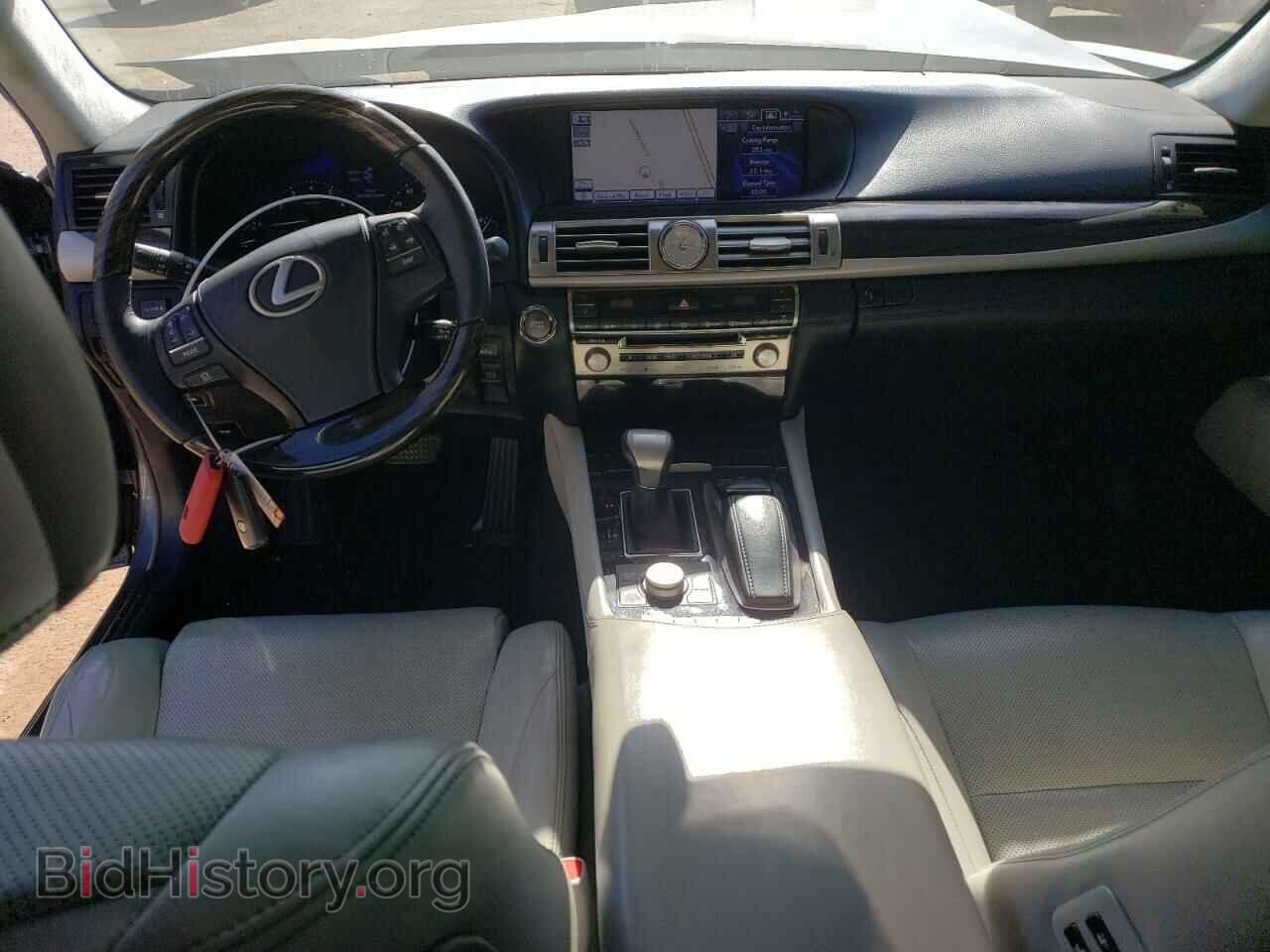 2013 LEXUS LS460 - VIN: JTHBL1EF4D5120930 - Photo 8