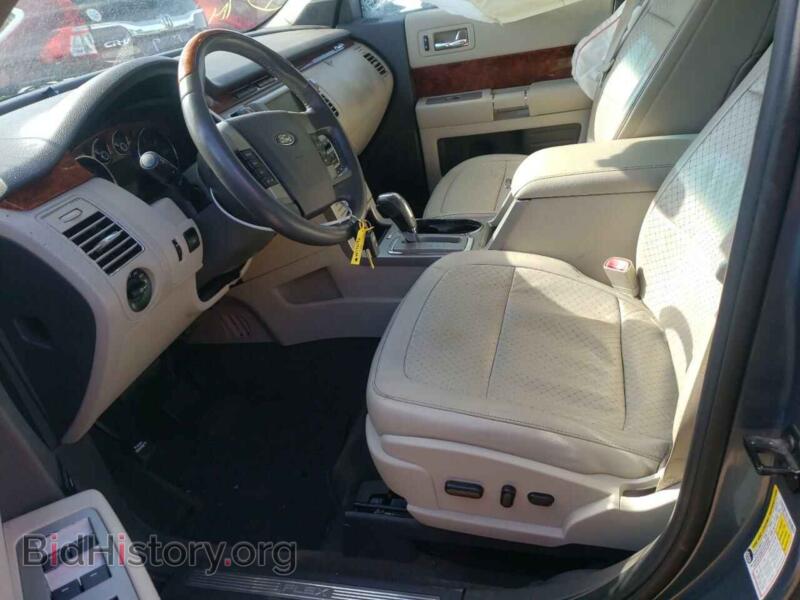 2010 Ford FLEX (VIN 2FMGK5DC2ABA50467) — фото 5 из 10