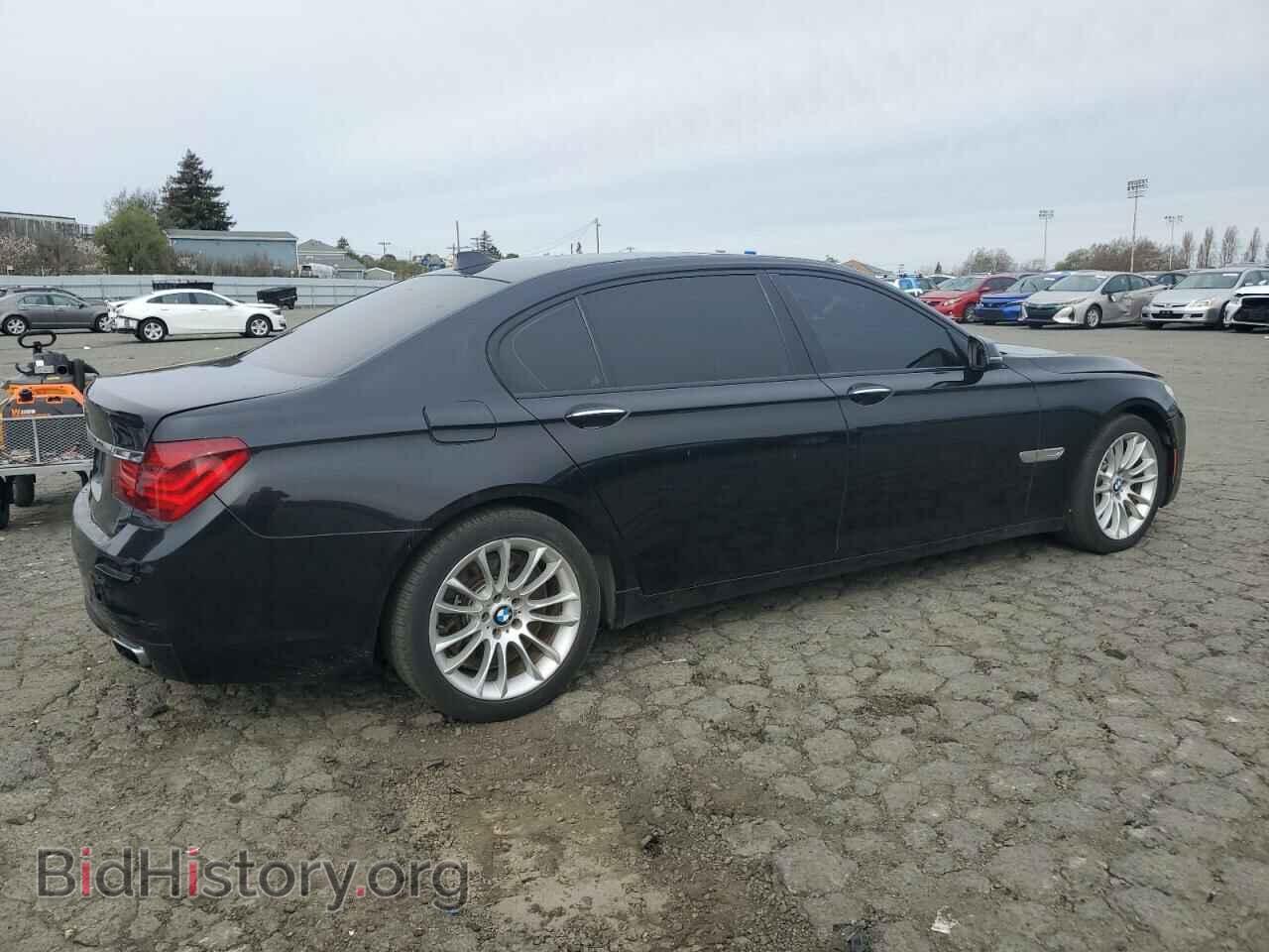 2015 BMW 7 SERIES - VIN: WBAYE8C54FD782389 - Фото 3