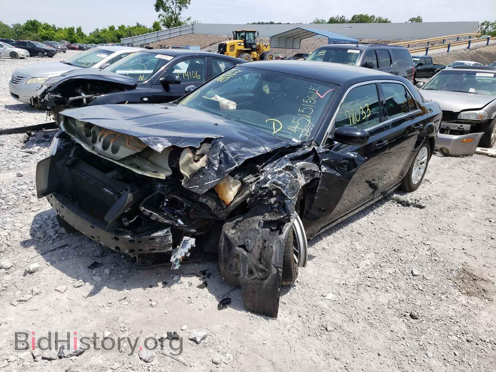 2014 CHRYSLER 300 - VIN: 2C3CCAAG4EH166566 - Фото 2