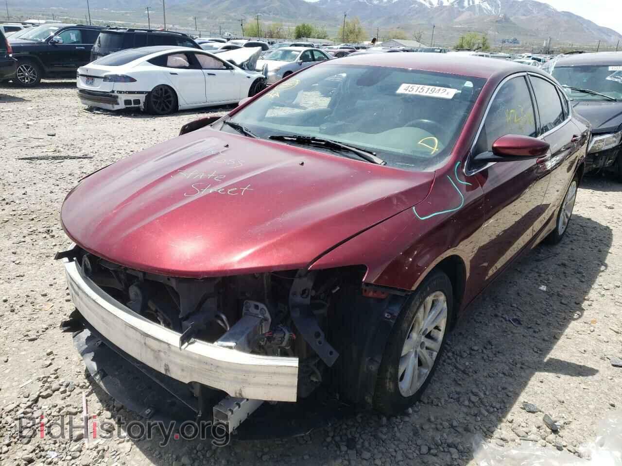 2015 CHRYSLER 200 - VIN: 1C3CCCAB8FN745360 - Фото 2