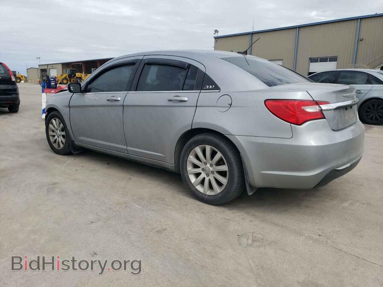 2014 CHRYSLER 200 - VIN: 1C3CCBBB4EN178748 - Фото 2