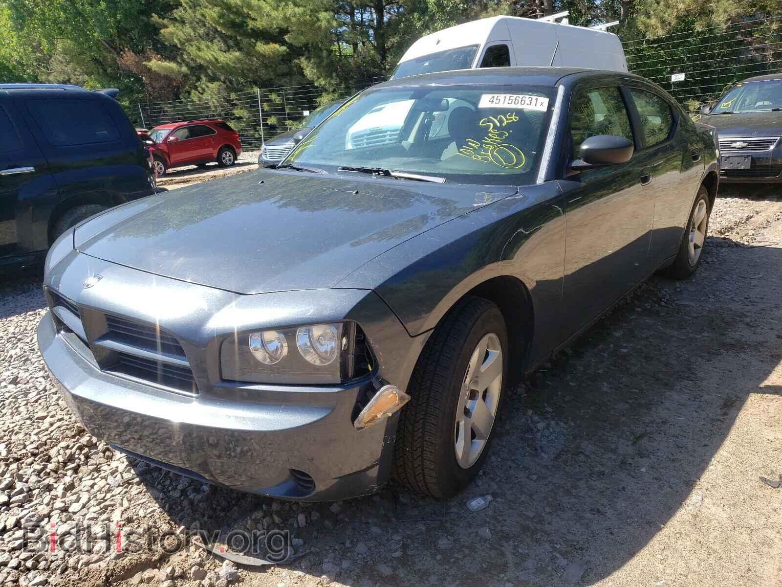 2008 DODGE CHARGER - VIN: 2B3KA43RX8H117634 - Фото 2