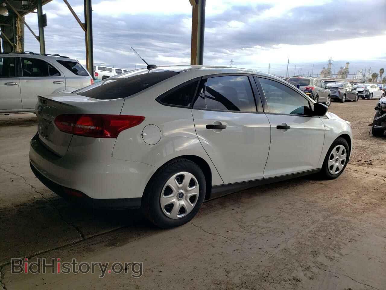2017 FORD FOCUS - VIN: 1FADP3E2XHL230735 - Фото 3