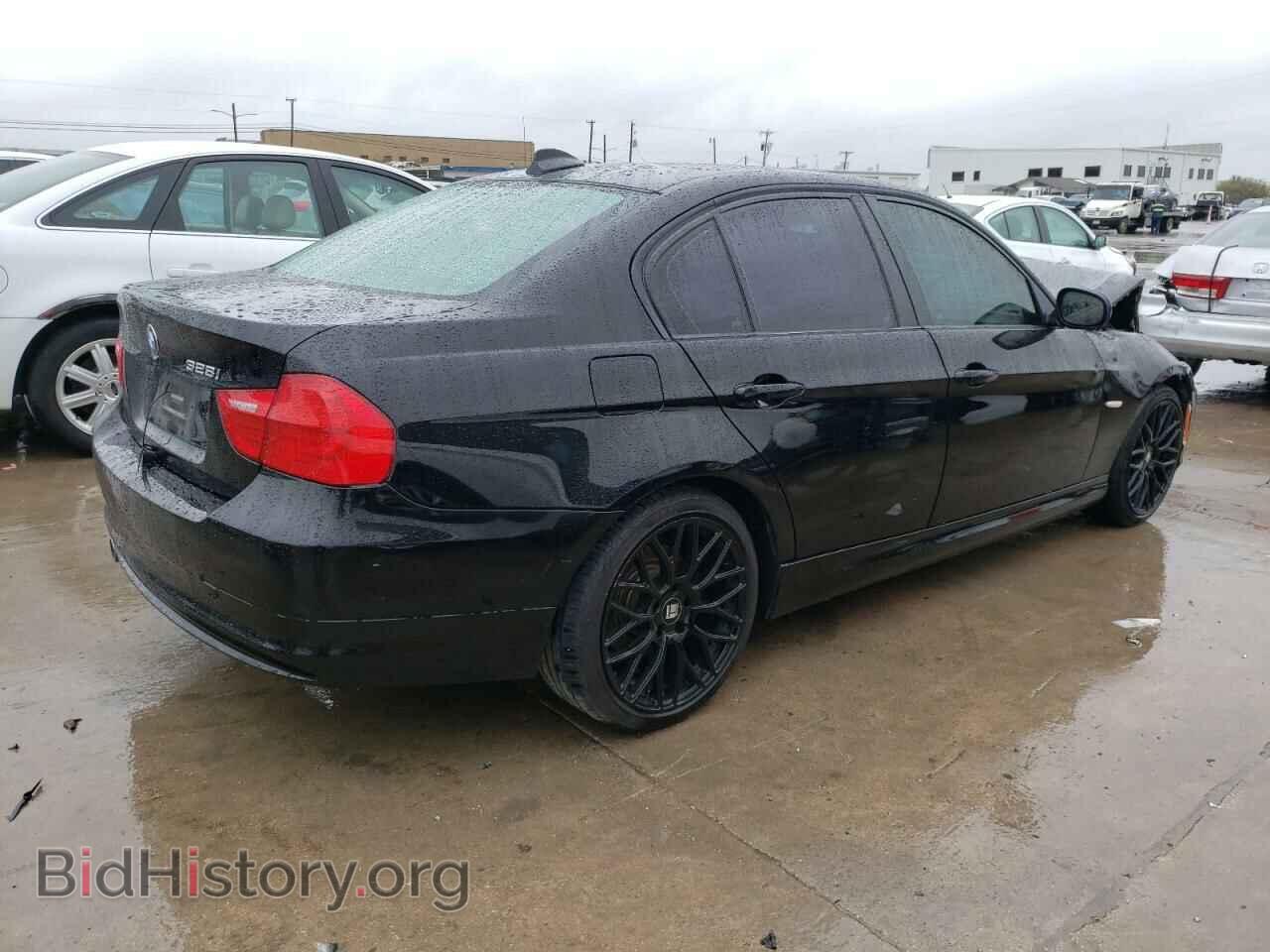 2011 BMW 3 SERIES - VIN: WBAPH5G54BNM73473 - Photo 3