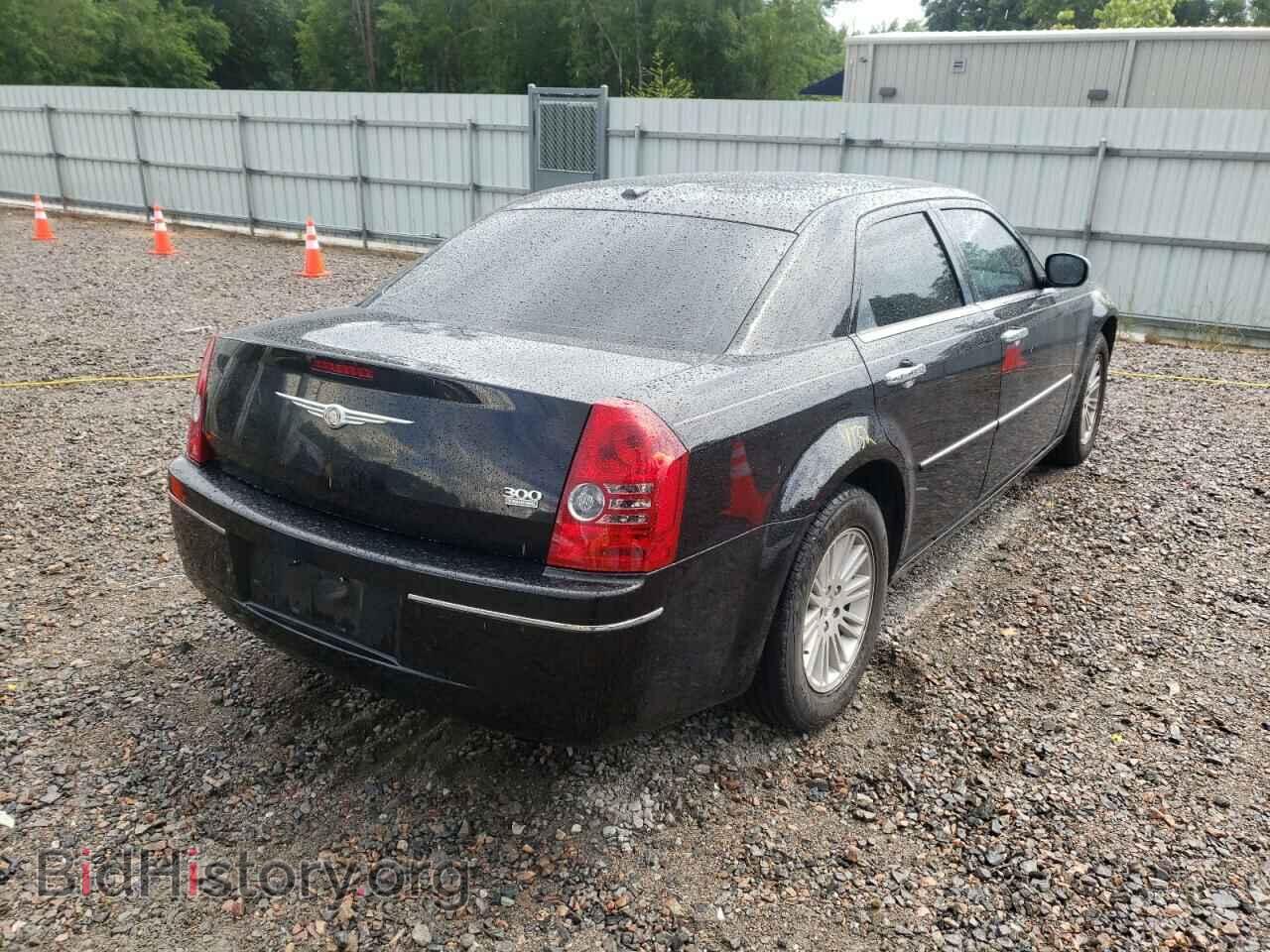 2010 CHRYSLER 300 - VIN: 2C3CA5CVXAH262866 - Фото 4