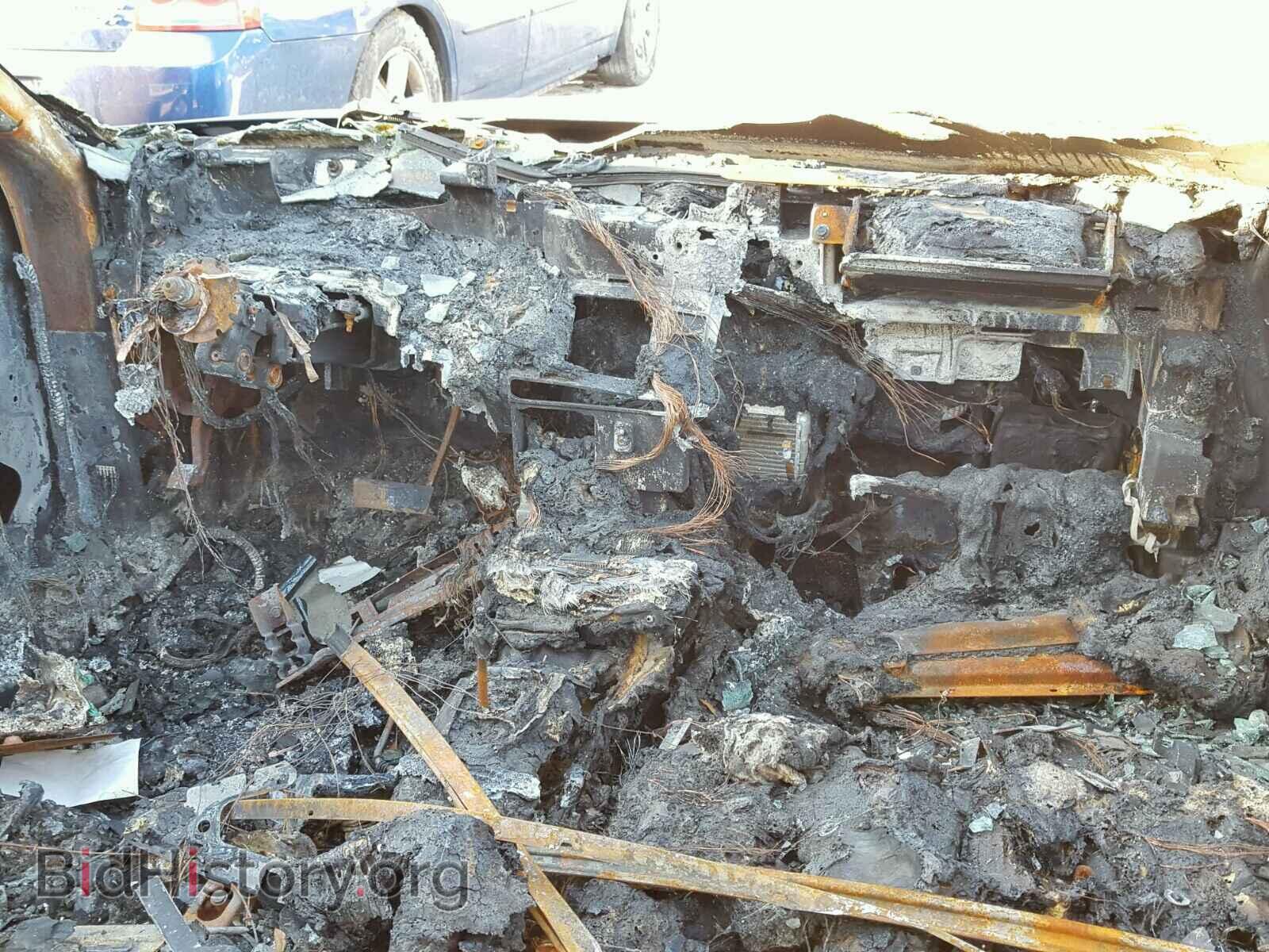 2004 CADILLAC DEVILLE - VIN: 1G6KF57924U124118 - Photo 9