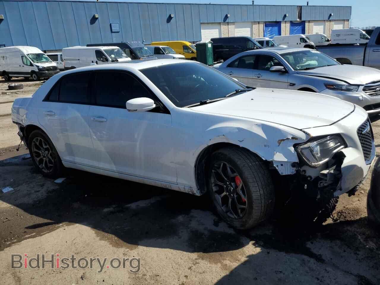 2017 CHRYSLER 300 - VIN: 2C3CCAGG5HH553400 - Фото 4