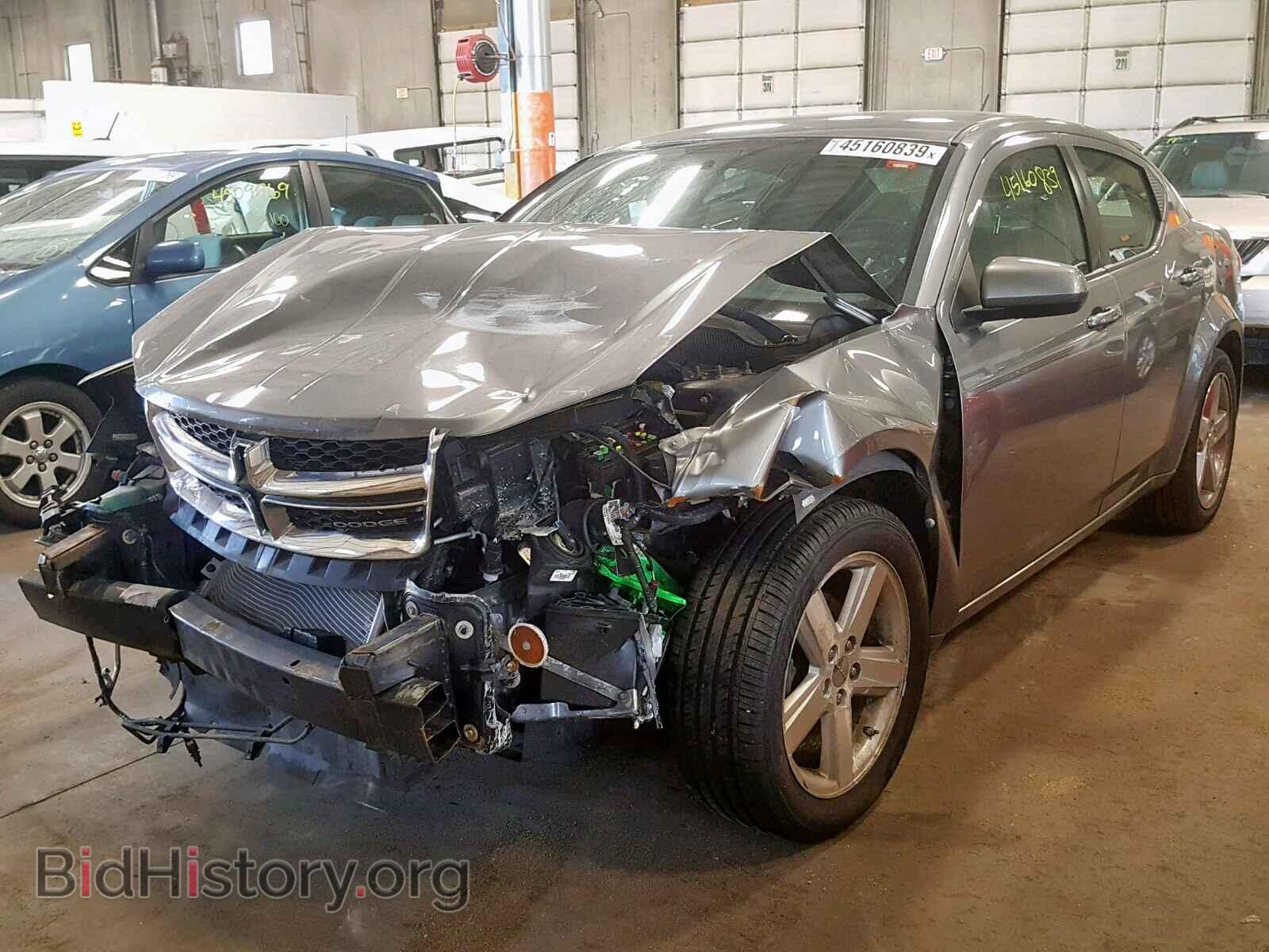 2011 DODGE AVENGER - VIN: 1B3BD1FB3BN566057 - Фото 2