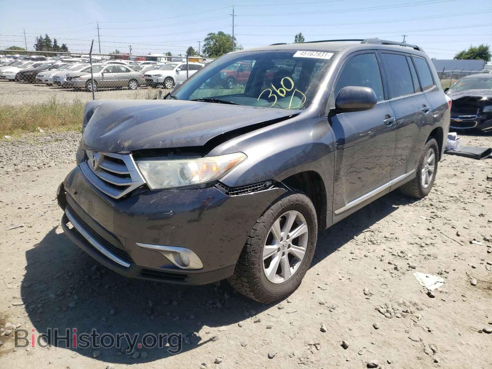 2013 TOYOTA HIGHLANDER - VIN: 5TDBK3EH8DS212621 - Фото 2