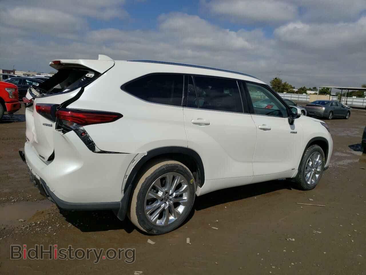 2020 TOYOTA HIGHLANDER - VIN: 5TDDBRCH8LS008589 - Фото 3