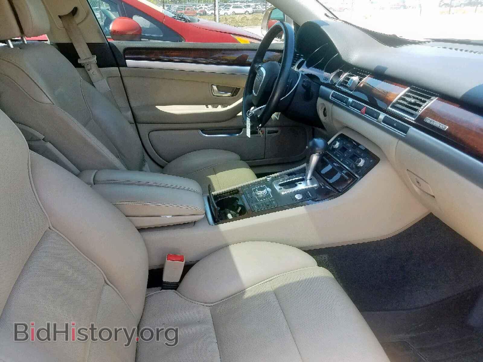 2010 AUDI A8 - VIN: WAURVAFA7AN006622 - Фото 5