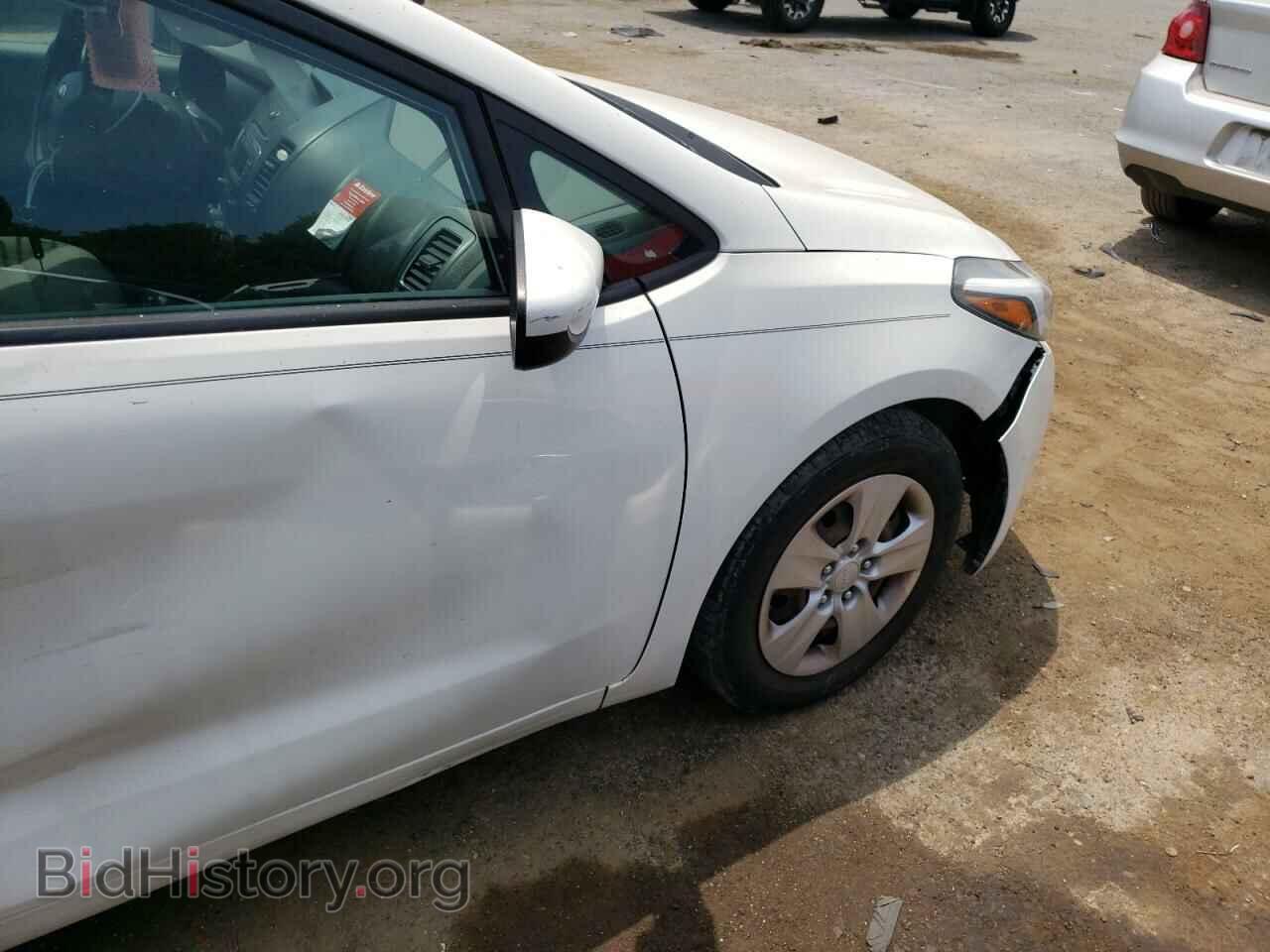 2017 KIA FORTE - VIN: 3KPFK4A73HE026585 - Фото 9