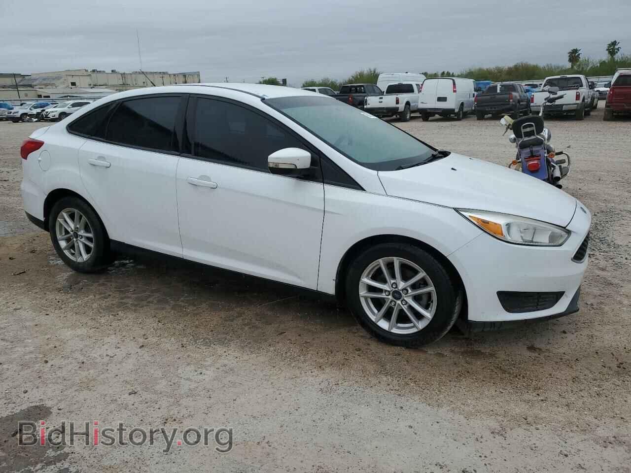2017 FORD FOCUS - VIN: 1FADP3F21HL201929 - Фото 4