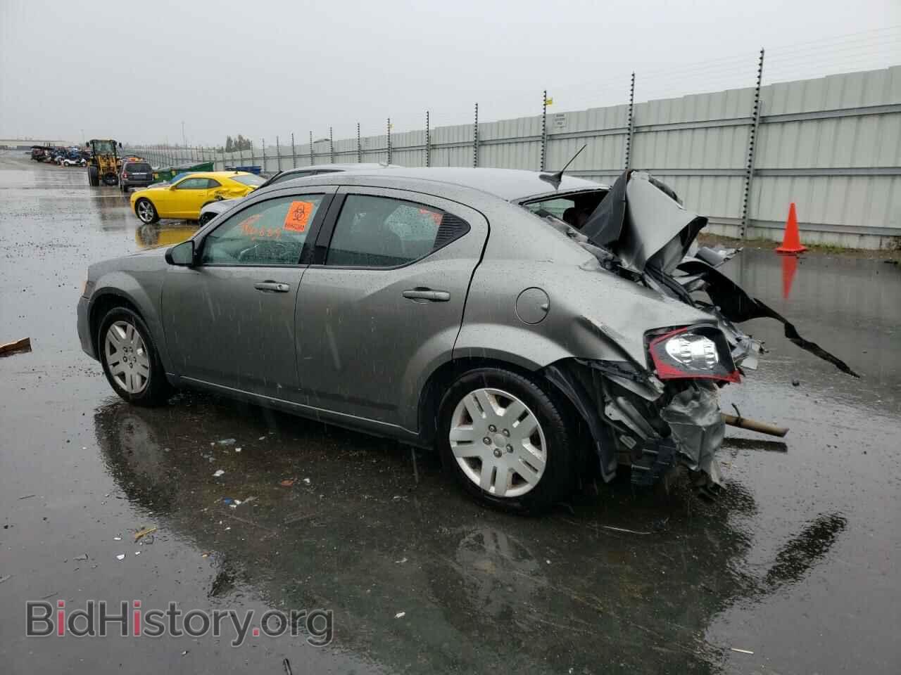 2011 DODGE AVENGER - VIN: 1B3BD4FB4BN606180 - Фото 2