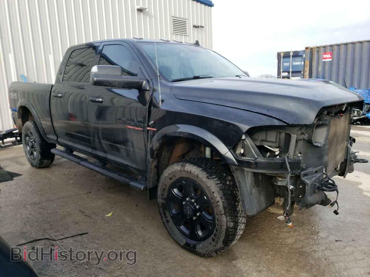 2017 RAM All Models - VIN: 3C6UR5DL1HG634490 - Photo 4