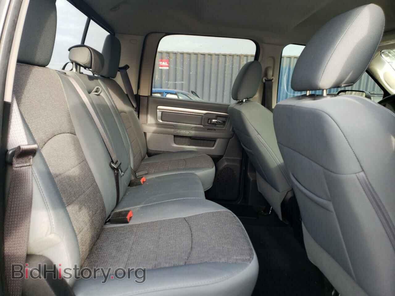 2017 RAM All Models - VIN: 3C6UR5DL1HG634490 - Photo 10