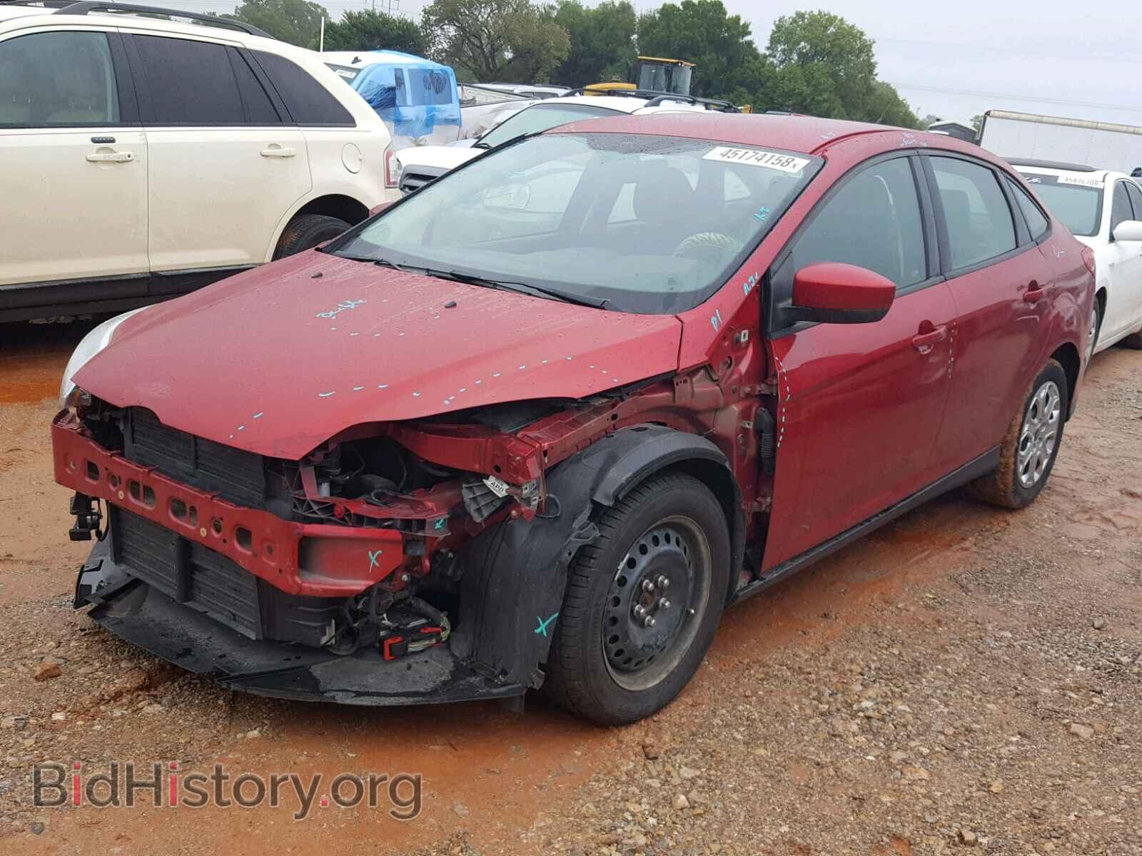 2012 Ford FOCUS (VIN 1FAHP3F23CL466507) — photo 2 of 10
