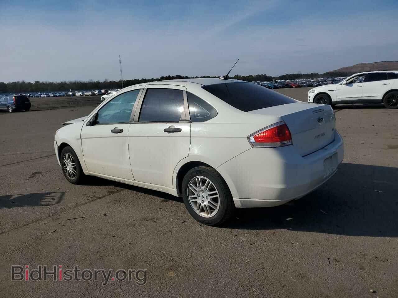 2010 FORD FOCUS - VIN: 1FAHP3FN7AW127688 - Фото 2