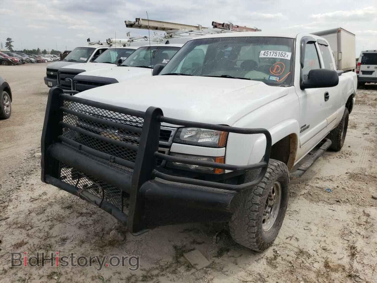 2007 CHEVROLET SILVERADO - VIN: 1GCHC29DX7E154899 - Фото 2