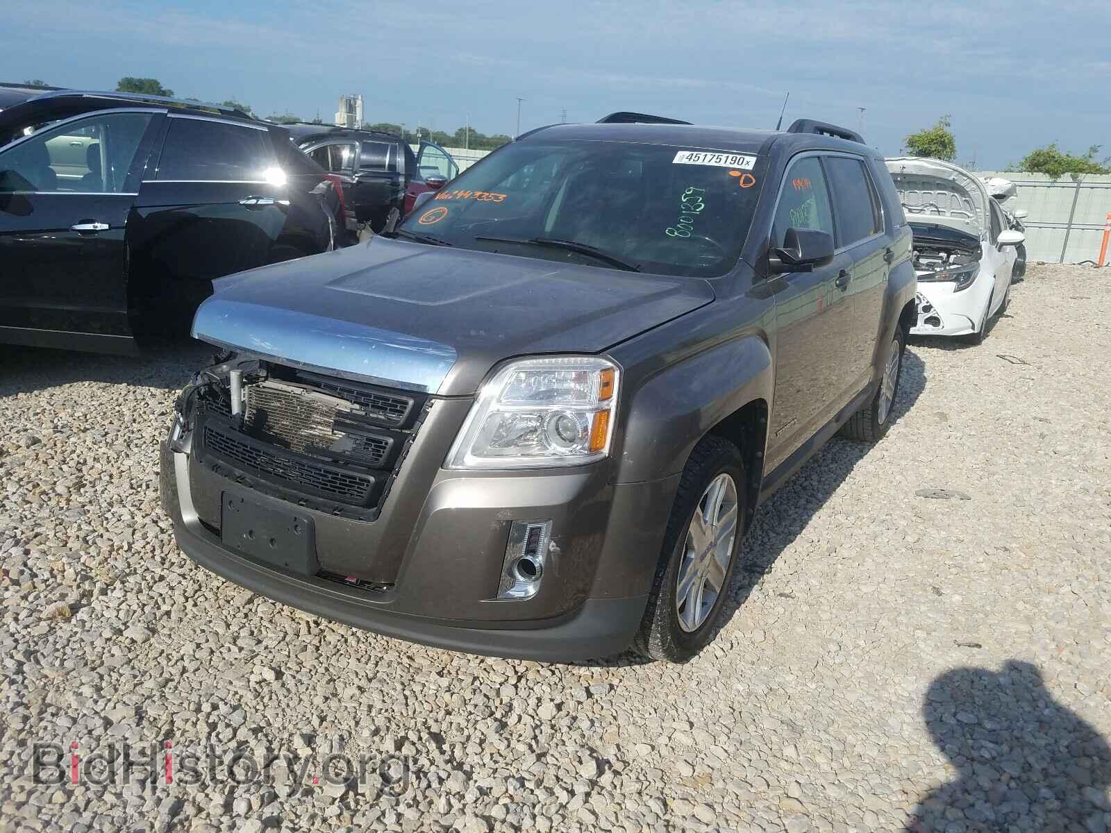 2011 GMC TERRAIN - VIN: 2CTALSEC9B6443353 - Photo 2