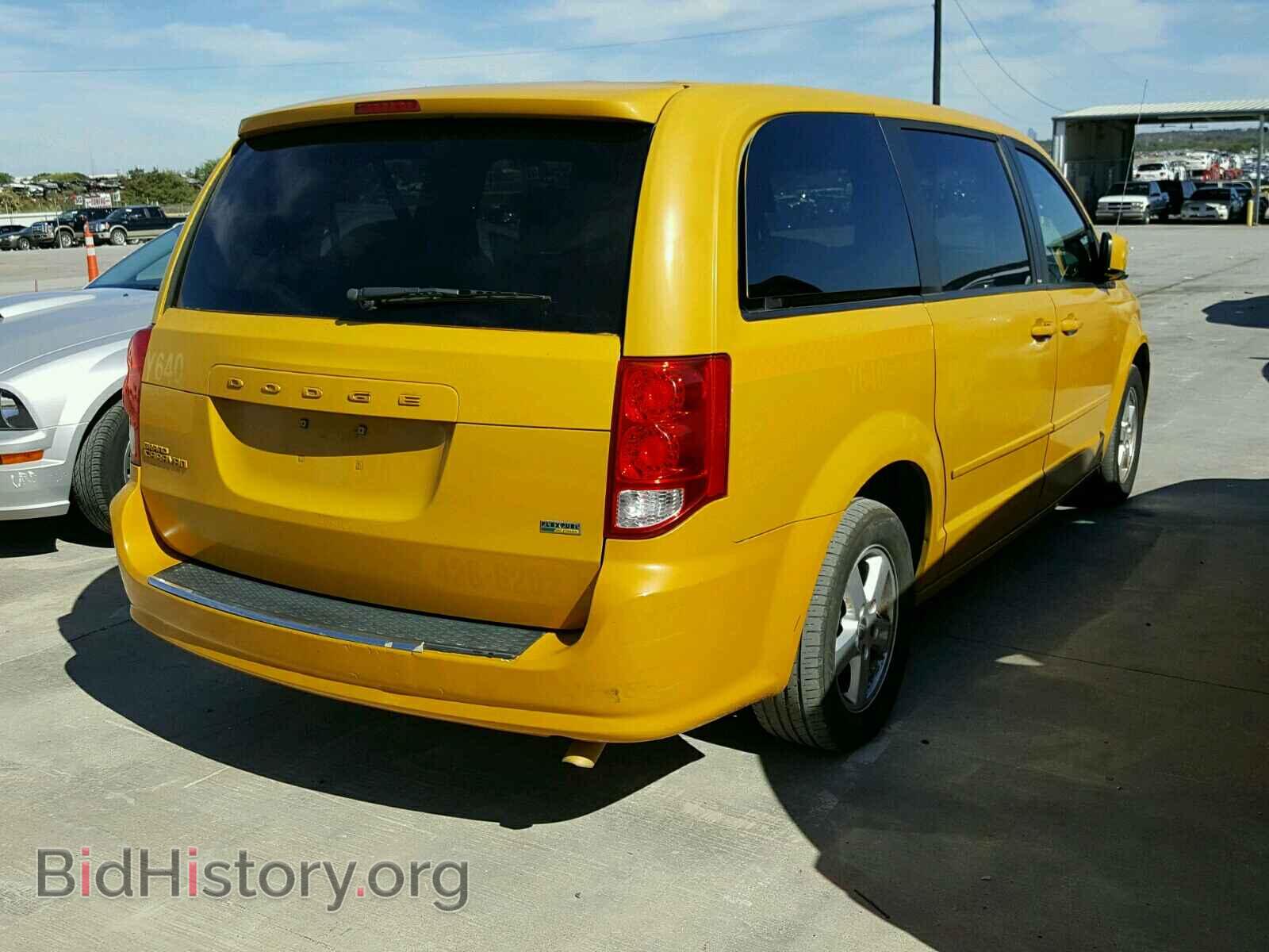 2011 DODGE CARAVAN - VIN: 2D4RN3DGXBR627575 - Фото 4