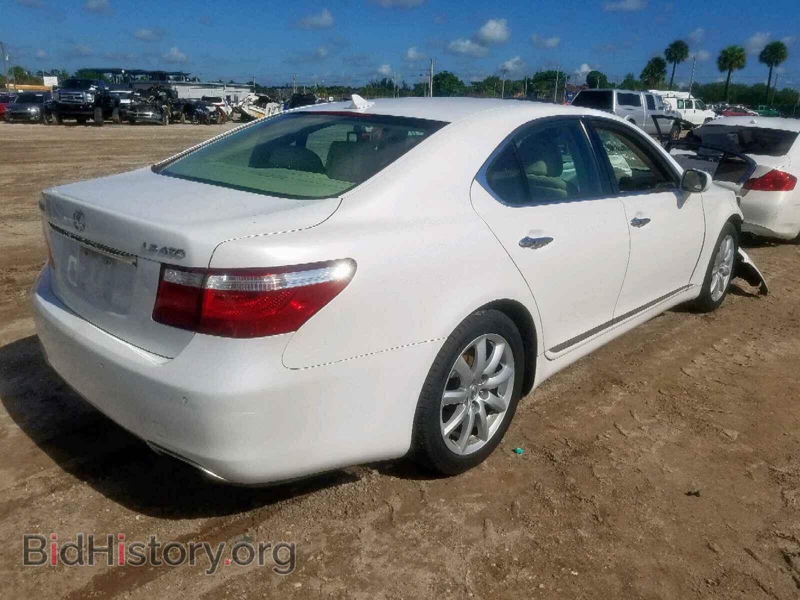 2007 LEXUS LS460 - VIN: JTHBL46F775014489 - Photo 4
