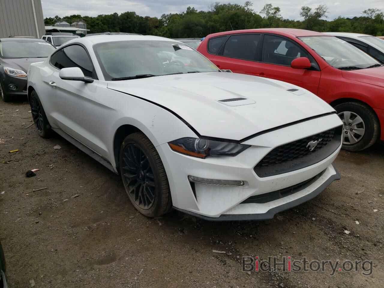 Photo 1FA6P8TH5J5116780 - FORD MUSTANG 2018