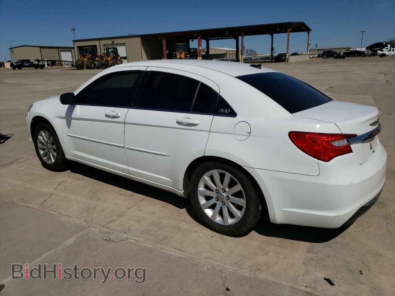 2012 CHRYSLER 200 - VIN: 1C3CCBBB4CN162711 - Фото 2